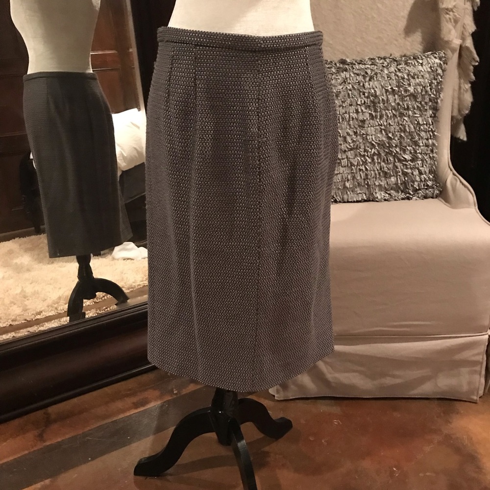 Valentino grey pencil skirt, medium 12 EUC - Picture 3 of 7